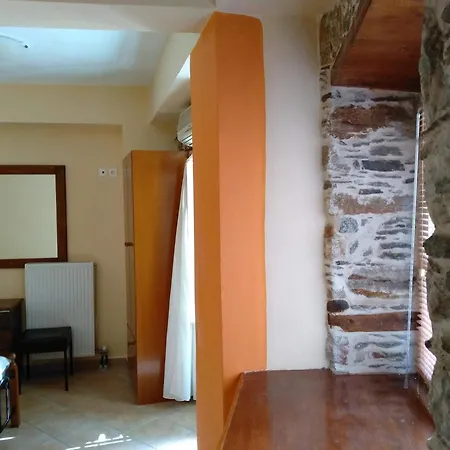 1872 Tonia, Two Level Cozy Stony Appartamento *