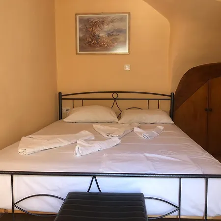 1872 Tonia, Two Level Cozy Stony * Ermoupoli
