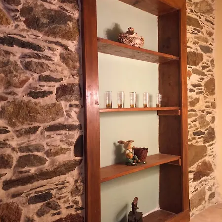 Apartment 1872 Tonia, Two Level Cozy Stony