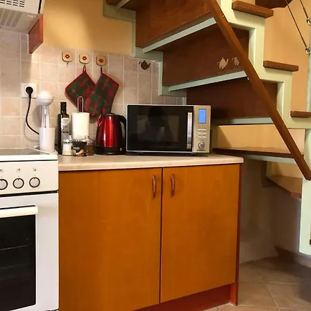 1872 Tonia, Two Level Cozy Stony * Ermoupoli