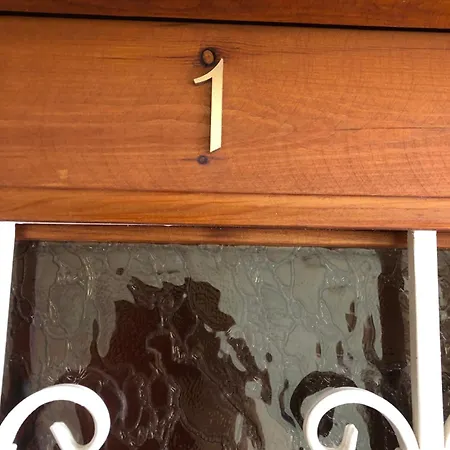 1872 Tonia, Two Level Cozy Stony *